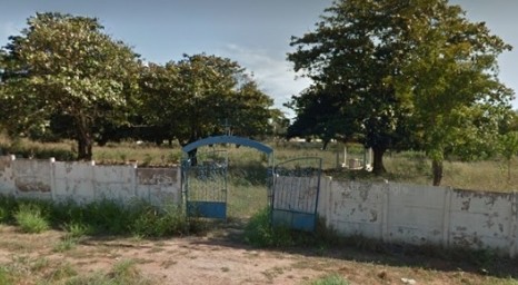 Cemitrio do Junco: Restos mortais sero retirados  para construo de um prdio