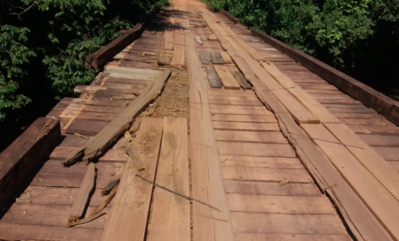 Mirassol D'Oeste decreta calamidade   pblica em ponte no Roseli Nunes