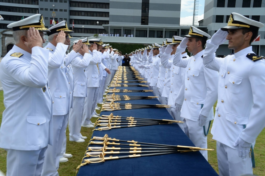 Inscries abertas na marinha  para concurso da Escola Naval