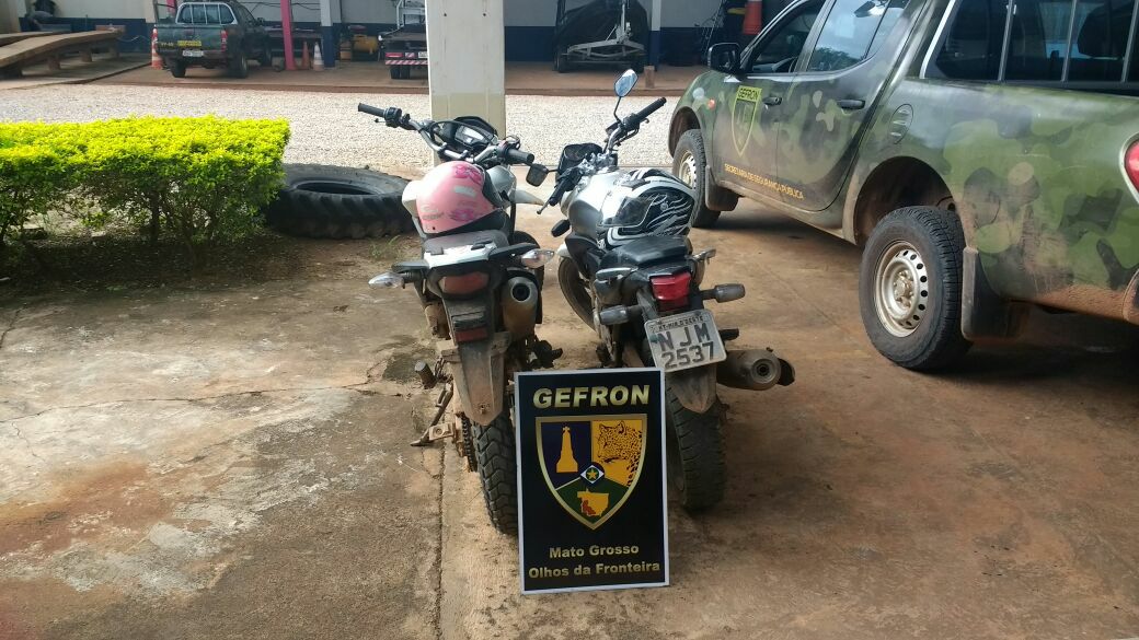 Menores so detidos durante patrulhamento na fronteira com motocicletas roubadas