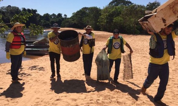 Mutiro do Rotary Club coleta mais de uma tonelada de lixo do Sepotuba