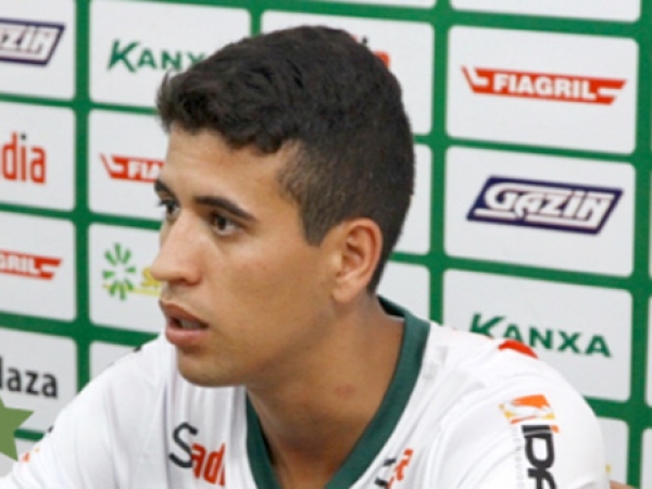 Vasco disputa com clube de  Portugal contrato de volante