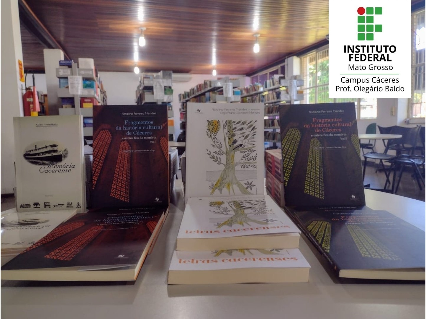 Biblioteca do IFMT Cceres recebe obras lanadas em 2021 com produes de Natalino Ferreira Mendes