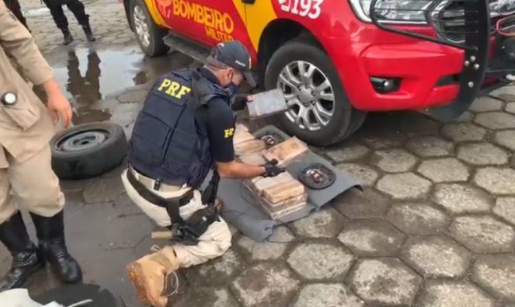 Mato-grossense  detido em Gois transportando 29 quilos de cocana