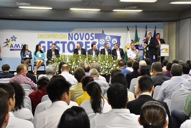AMM apresenta conquistas e desafios do municipalismo a prefeitos eleitos e reeleitos