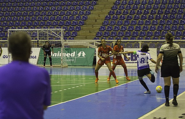 Cceres joga semifinais da  Centro America de Futsal