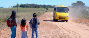 Em Pontes e Lacerda, aulas na zona rural comearam semana   passada e licitao para o transporte es