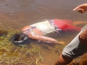 Mulher salta para a morte  nas guas do Rio Paraguai