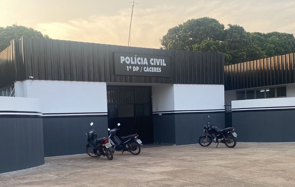 Polcia Civil cumpriu dois mandados de priso nesta tera-feira (19) em Cceres