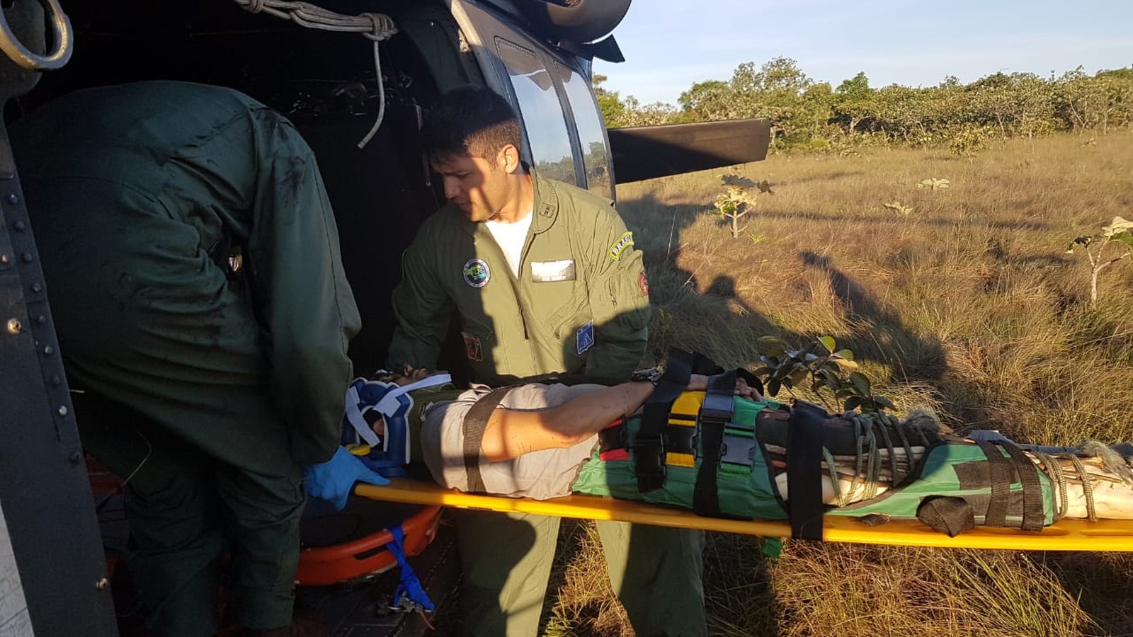 Tripulantes de avio que caiu em  Cceres so resgatados aps 4 dias